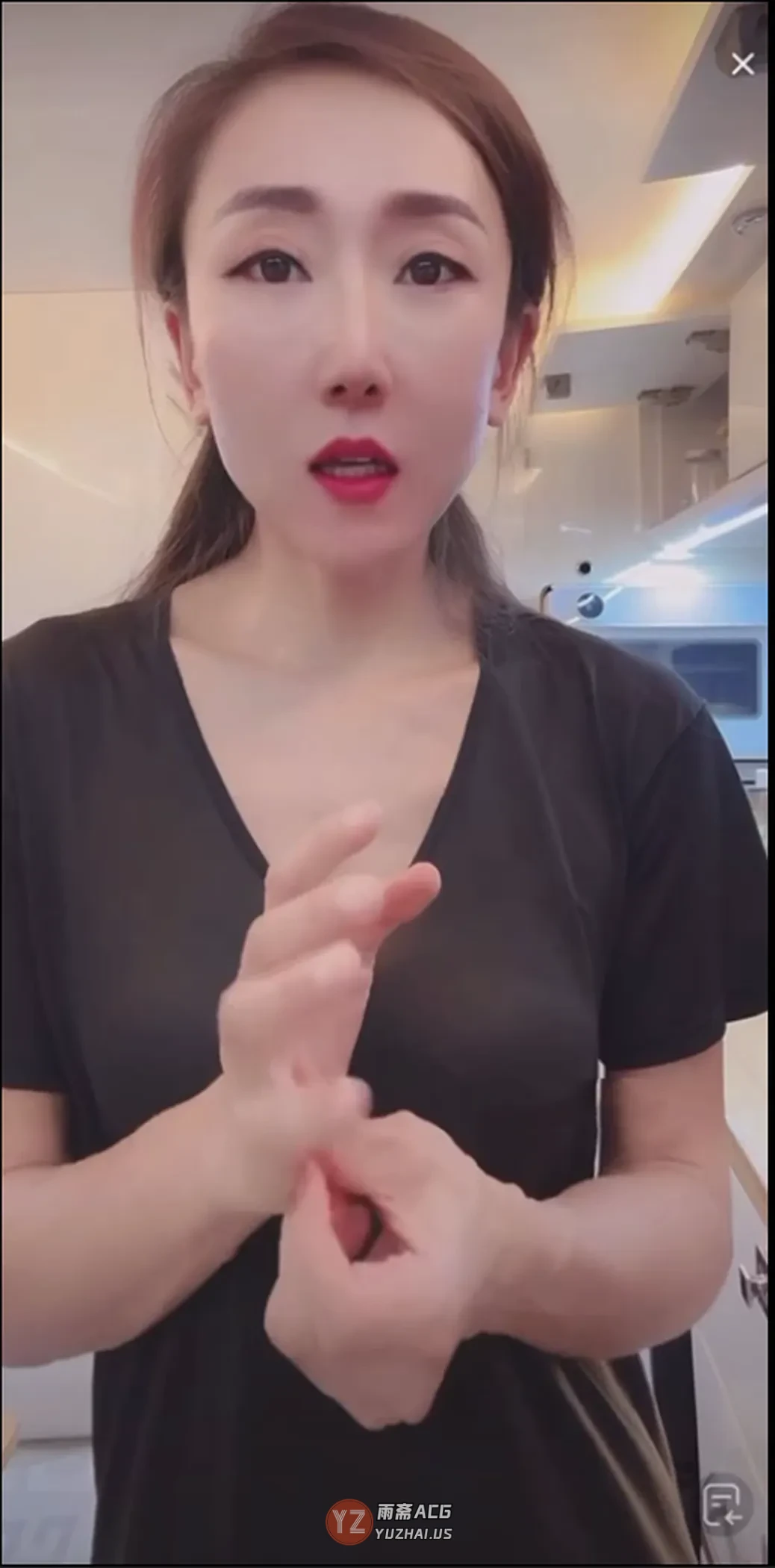 【新】抖音小泽环球自驾-超有气质旅游博主 【10V】【342MB】